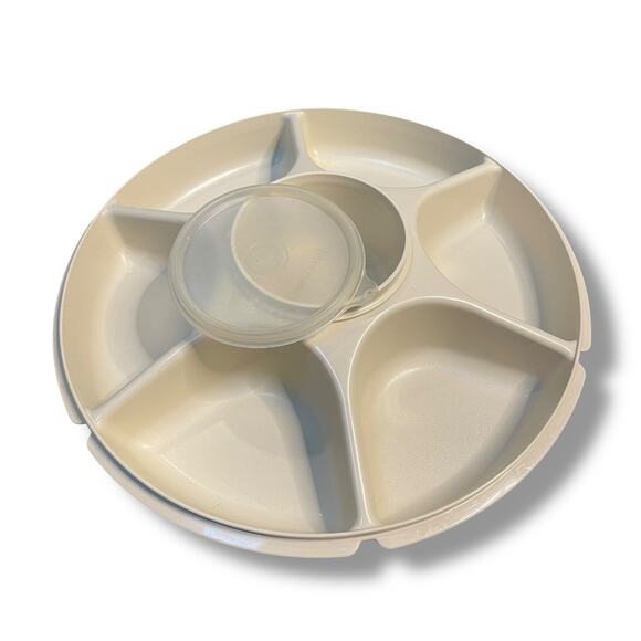 Vintage Tupperware Serving Center Divided Veggie Snack Dip Lid Almond 1665 1667 - Picture 7 of 10